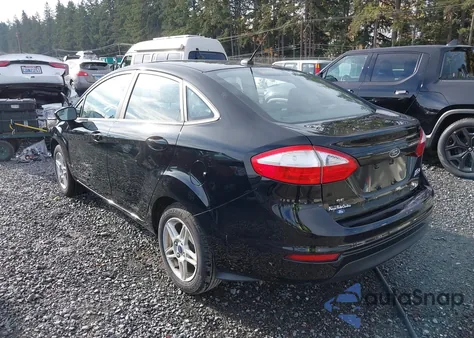 2017 Ford Fiesta Se z USA, uszkodzony, nr VIN 3FADP4BJ3HM104474